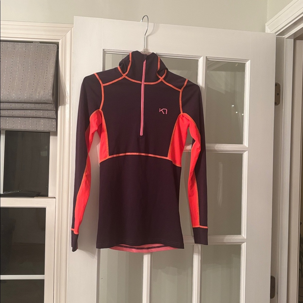 Kari Traa Alma Hoodie - Picture 1 of 4